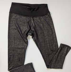 EUC RBX Black and Silver 7/8 Leggings